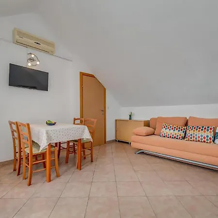 In With Wifi Apartment