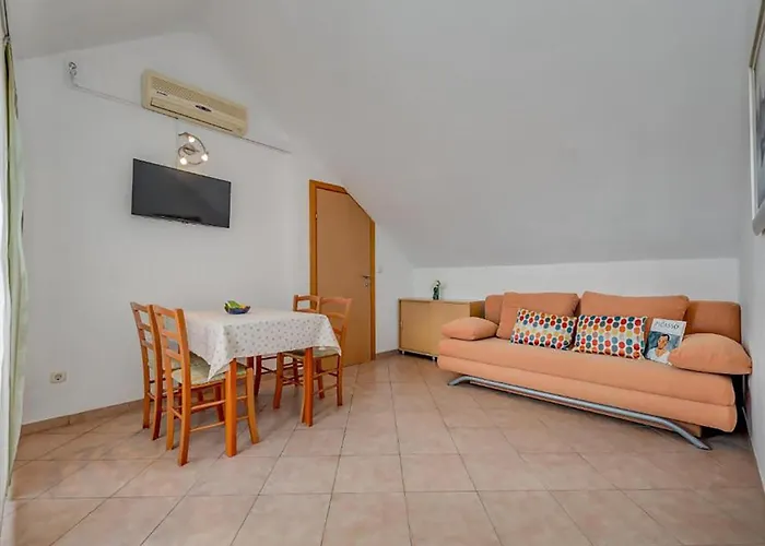 In With Wifi Apartment